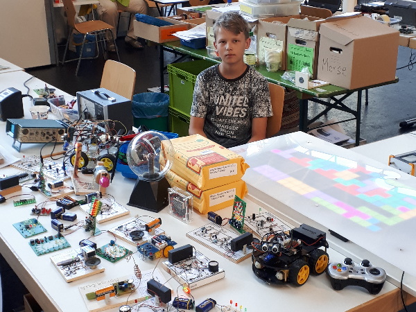 Stand mit Infos zur Jugendarbeit